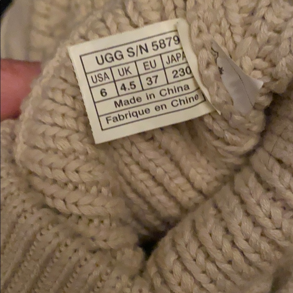 Authentic ugg boots - Picture 7 of 7